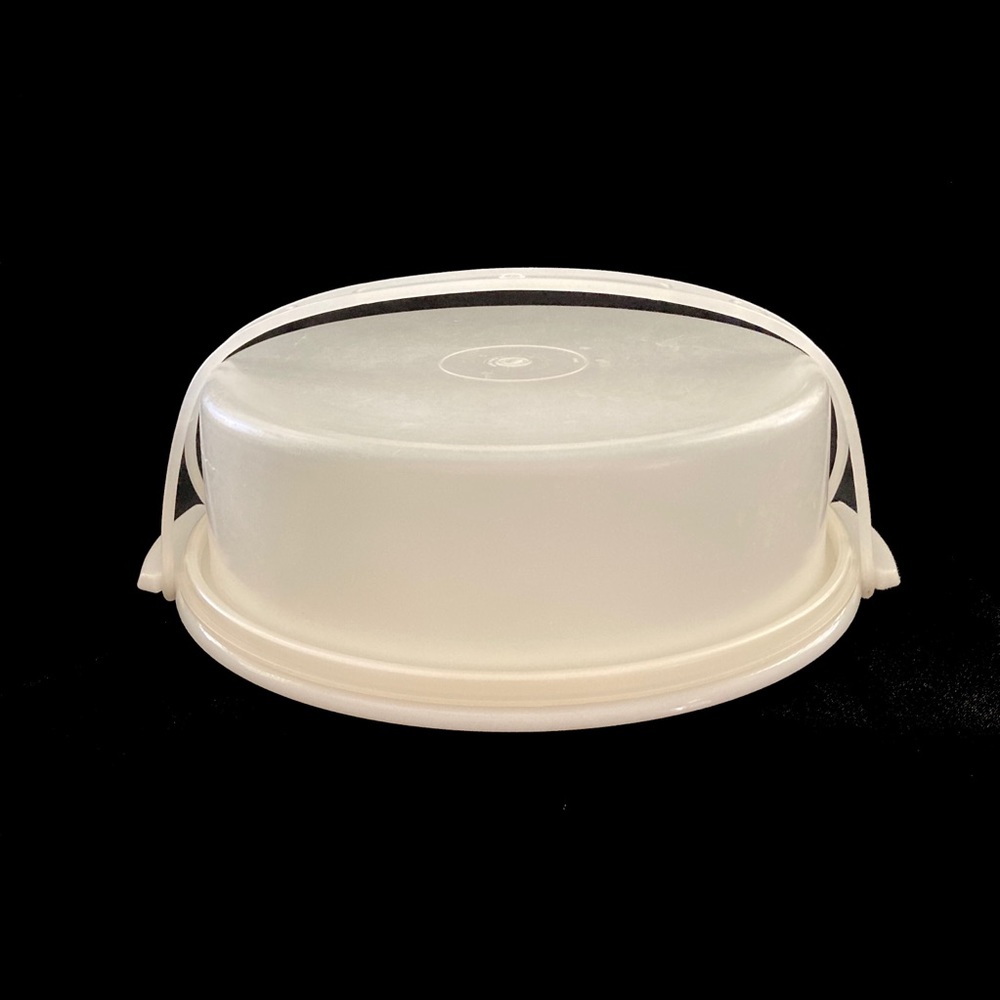 Tupperware Vintage Pie Taker Set lid handle clear